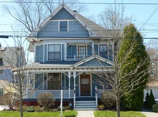 241 Pawtuxet Ave, Cranston, RI 02905