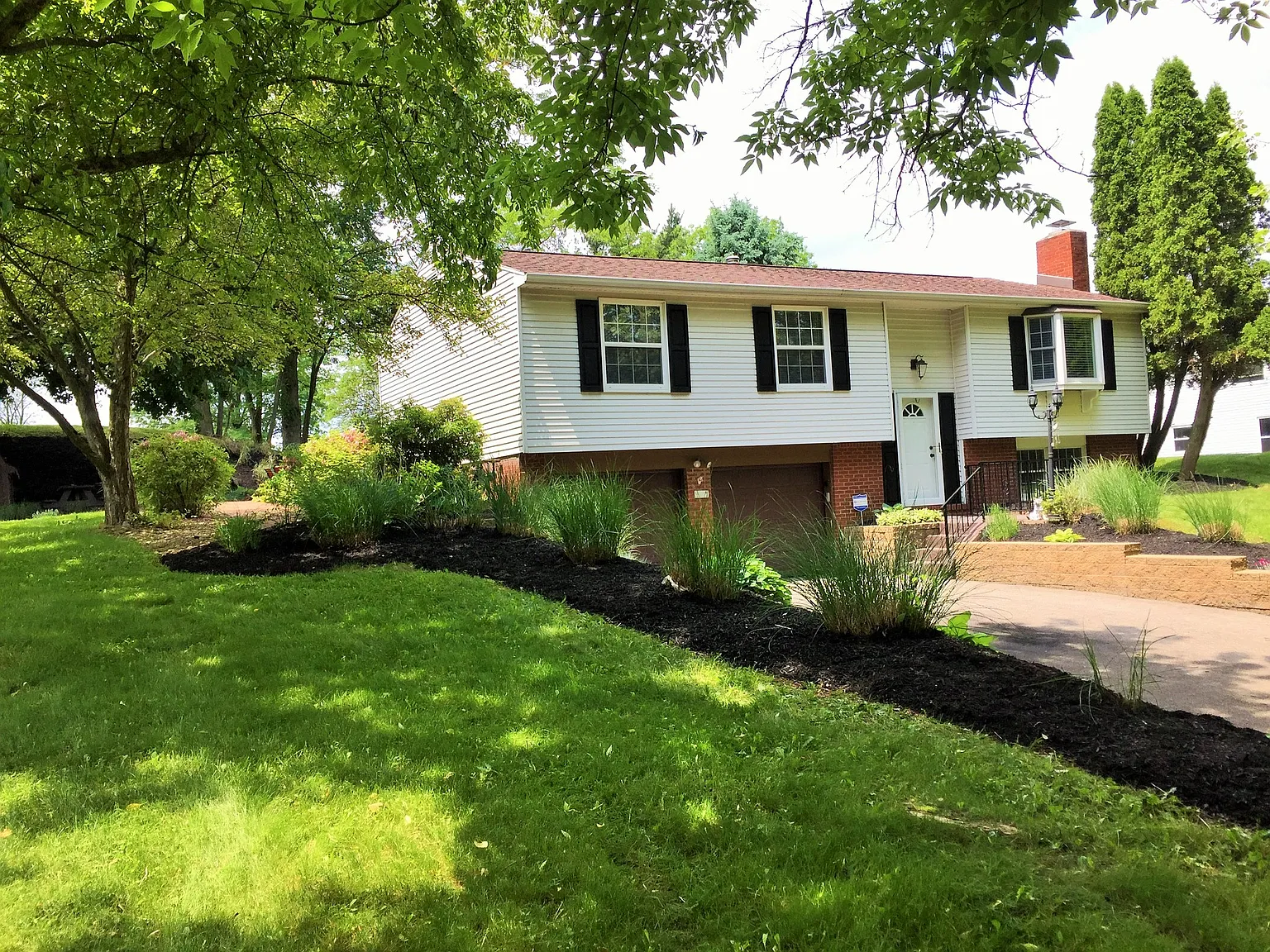 896 Old Thorn Run Rd photo 1