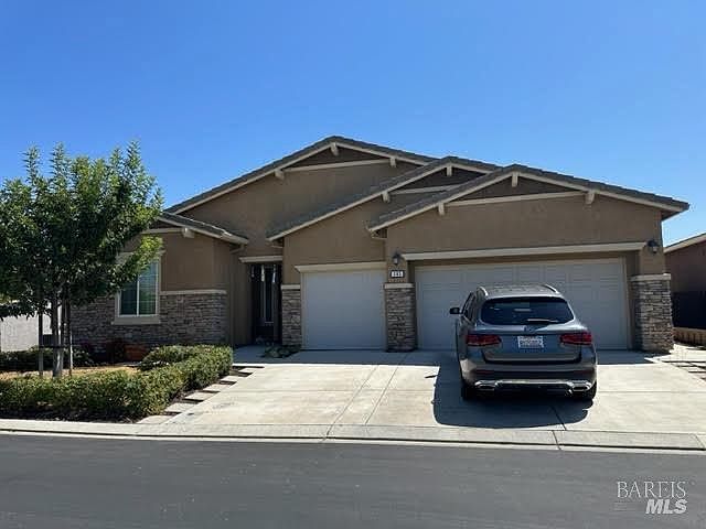 2nd image of 285 Harvest HIlls Lane