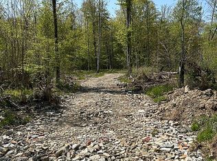 5490 Ireland Rd, Montville, OH 44064