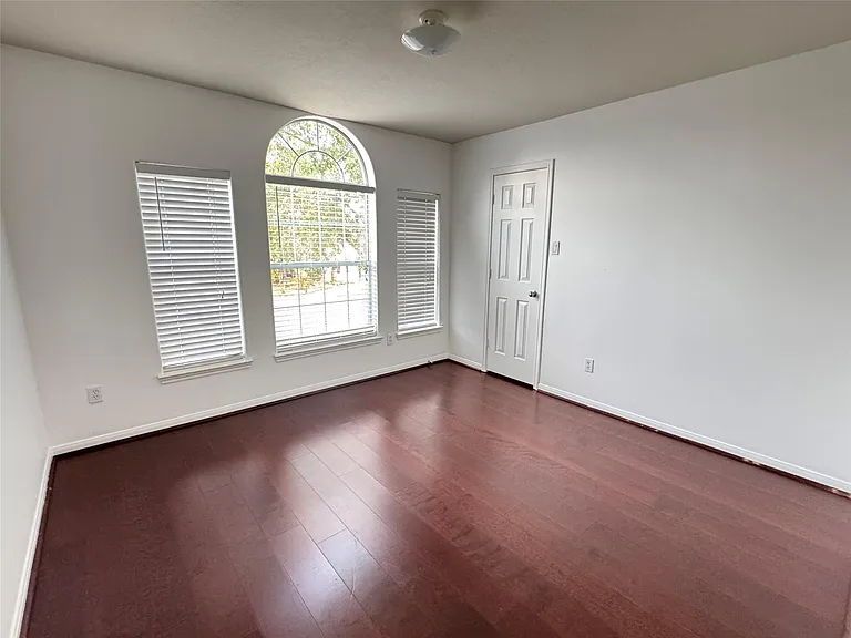 6311 Auburn Terrace Ct — Photo 20