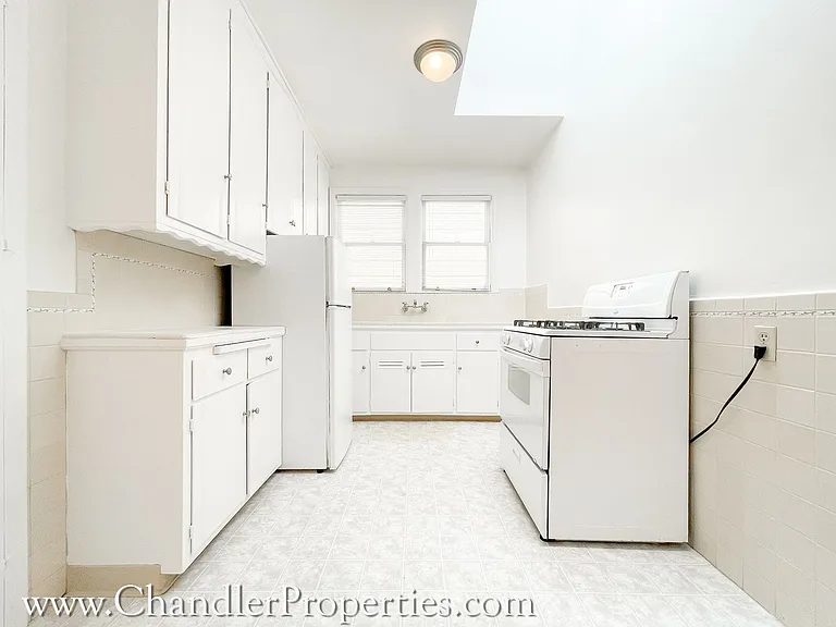 1800 25th Ave #&-1741-1755 — Photo 7