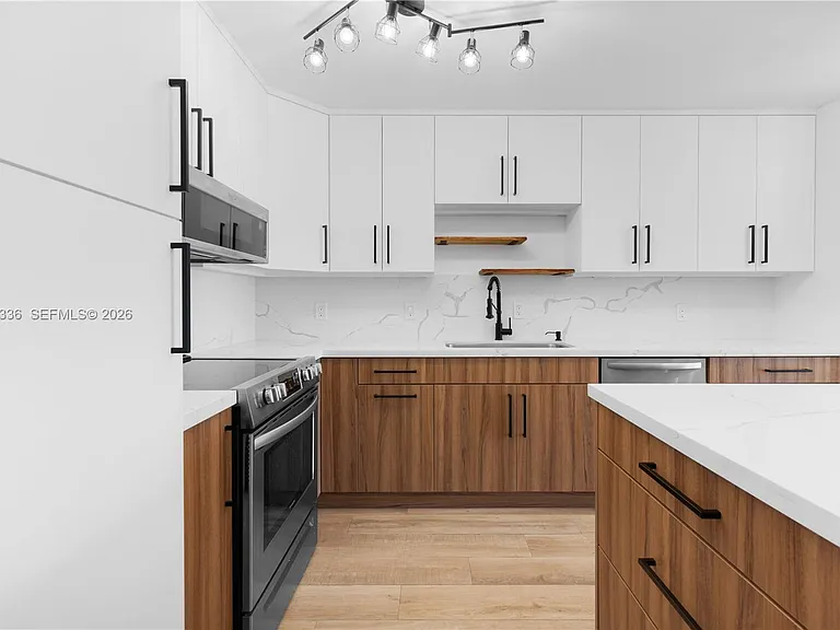 8752 SW 12th St #201 — Photo 3