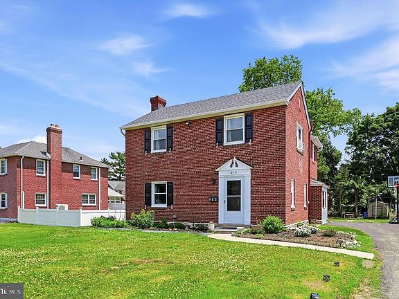 2nd image of 214 Priscilla Ln
