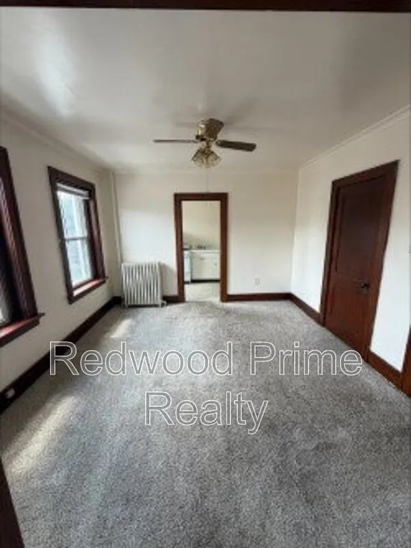 1 bed, 1.0 bath, $750 — Photo 1