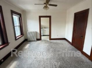 117-119 S Lloyd St APT 3, Altoona, PA 16602