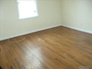 2nd image of 1628 Estelle Ave