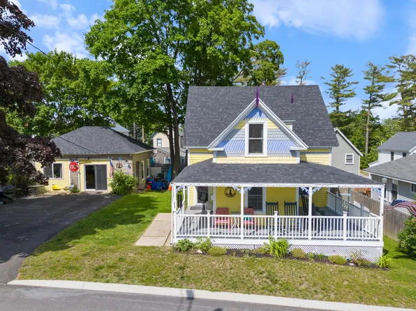 32A W Old Orchard Avenue, Old Orchard Beach, ME 04064