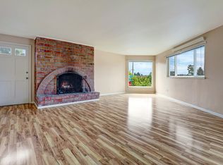 8101 Stone Ave N, Seattle, WA 98103