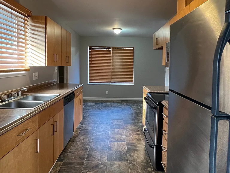 Camellia Ln — Photo 1