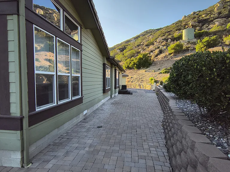 2828 La Cresta Rd — Photo 42