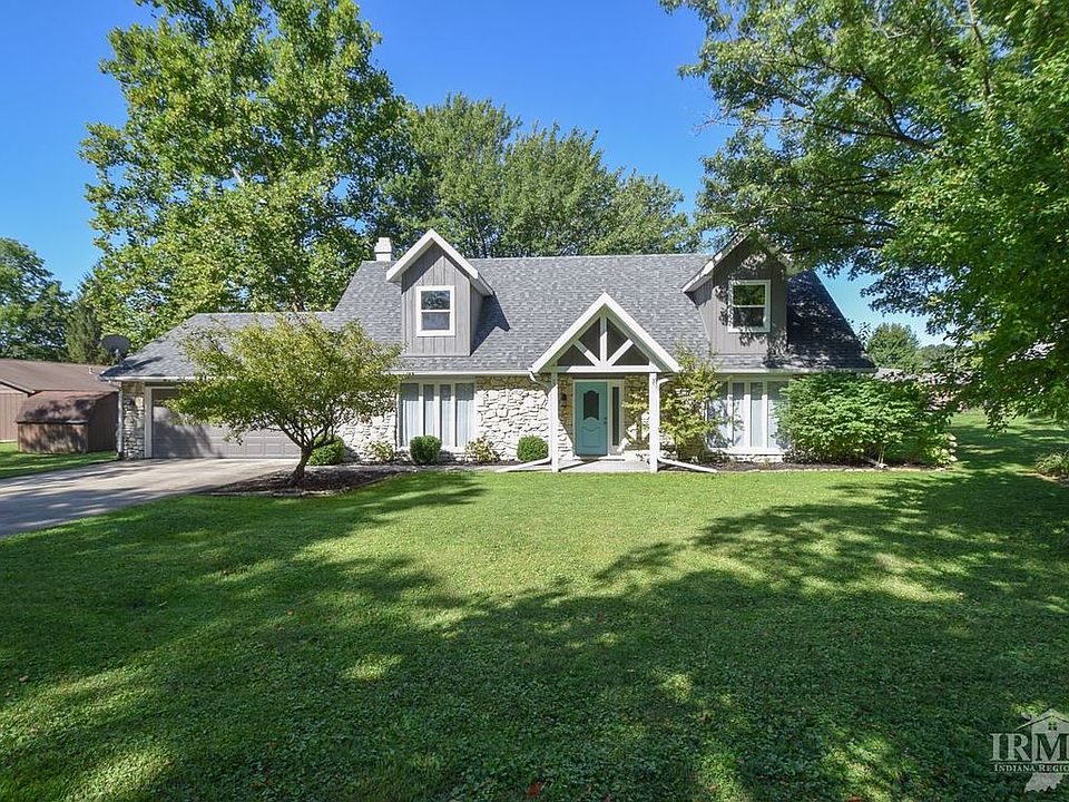 1st image of 1905 N Robinwood Dr