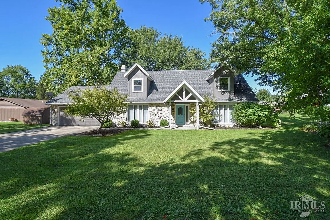 1905 N Robinwood Dr photo 1