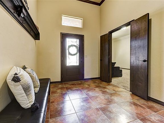 5th image of 5324 Starling Way