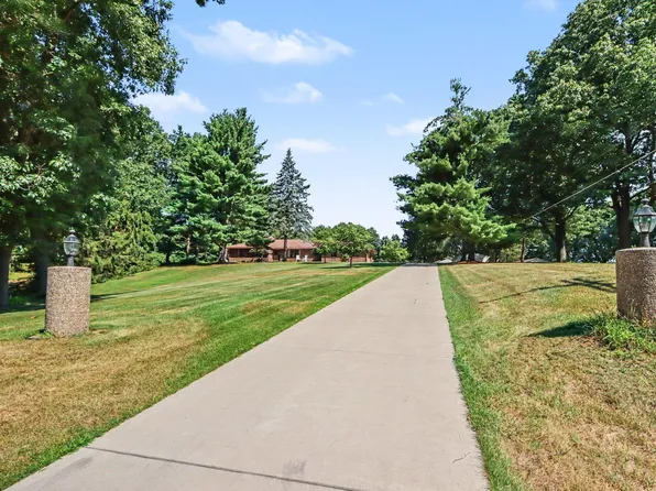 8610 W Pq Ave, Mattawan, MI 49071