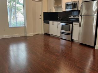 2880 Pine Tree Dr APT 4, Miami Beach, FL 33140
