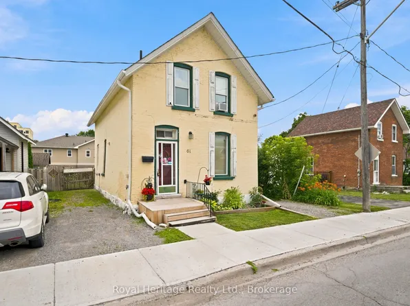 61 Lindsay St N, Kawartha Lakes, ON K9V 1T6