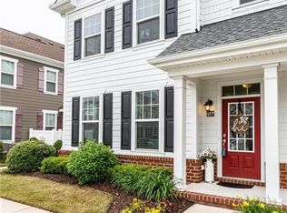 517 Hermit Thrush Way, Chesapeake, VA 23323