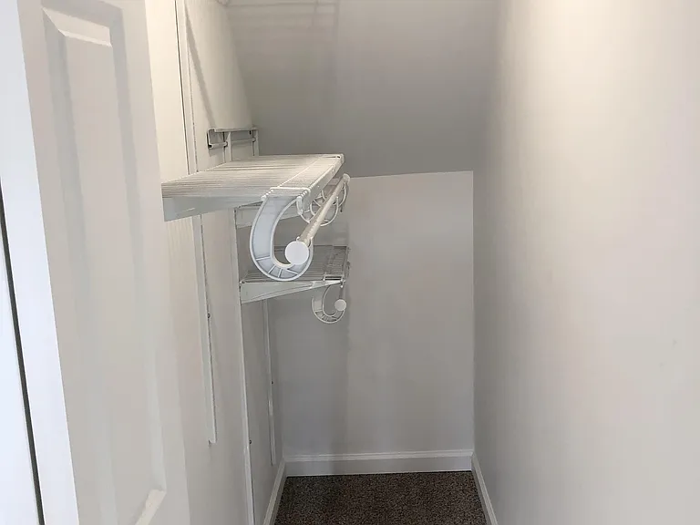 Room D Closet