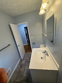 4th image of 1711 B St #2