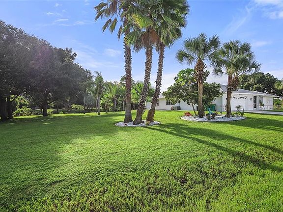 3rd image of 6170 Spinnaker Blvd
