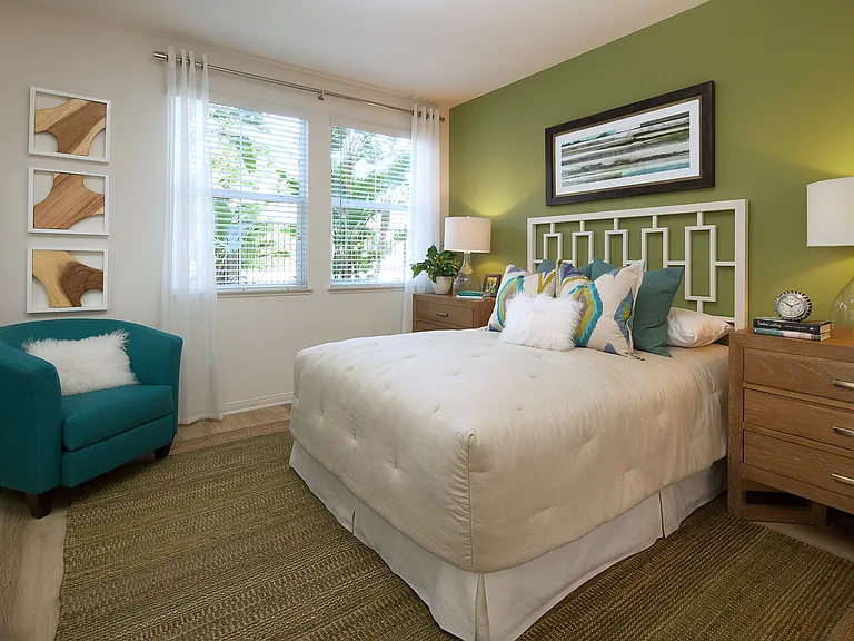 Somerset Apartment Homes — Photo 9