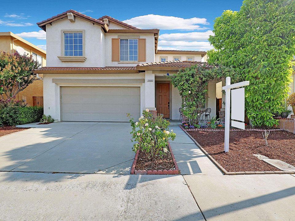 1st image of 34888 Herringbone Way