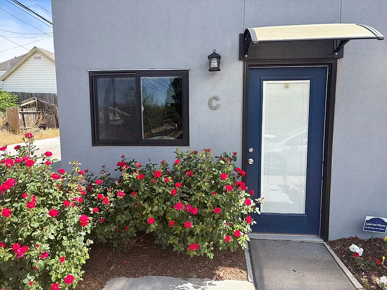 3850 S Lowell Blvd — Photo 4
