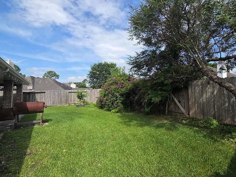 2634 Shelby Dr — Photo 17