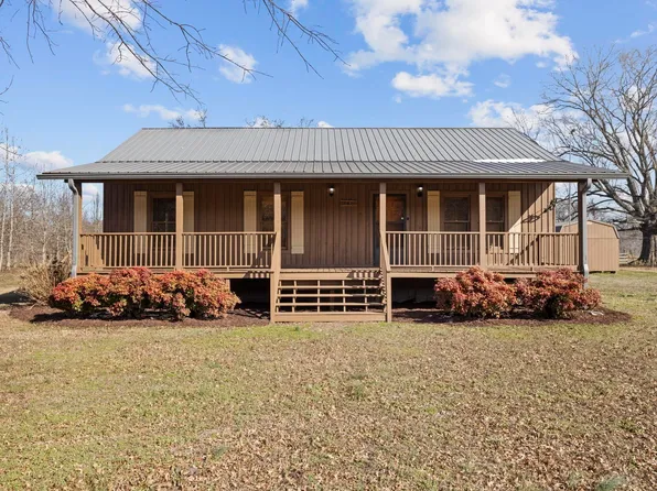 10025 Augusta Rd, Pelzer, SC 29669