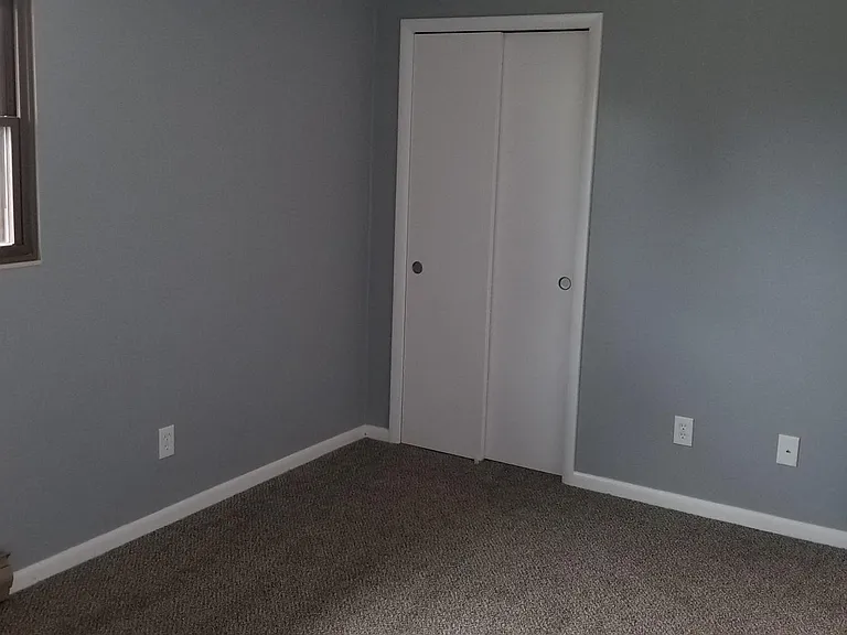 18 Carol Ct — Photo 11