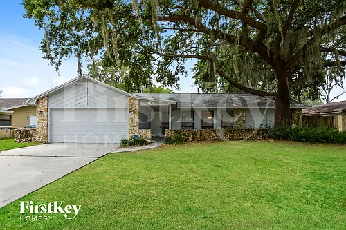 111 Slade Dr Photo 1