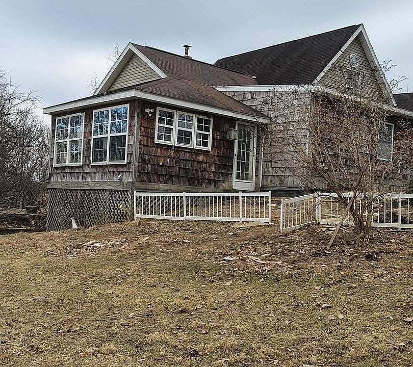 1st image of 4945 Deer Path Dr