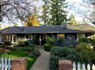 13852 Shireva Dr, Lake Oswego, OR 97034