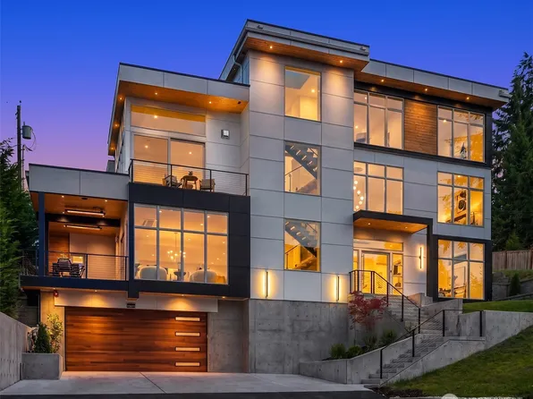 13011 SE Newport Way, Bellevue, WA 98006
