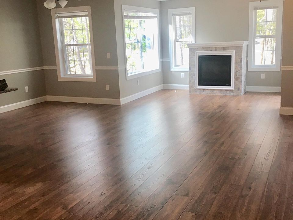 GREAT ROOM OPEN CONCEPT FOR LIVING ROOM, DINING ROOM AND KITCHEN WITH GAS FIREPLACE