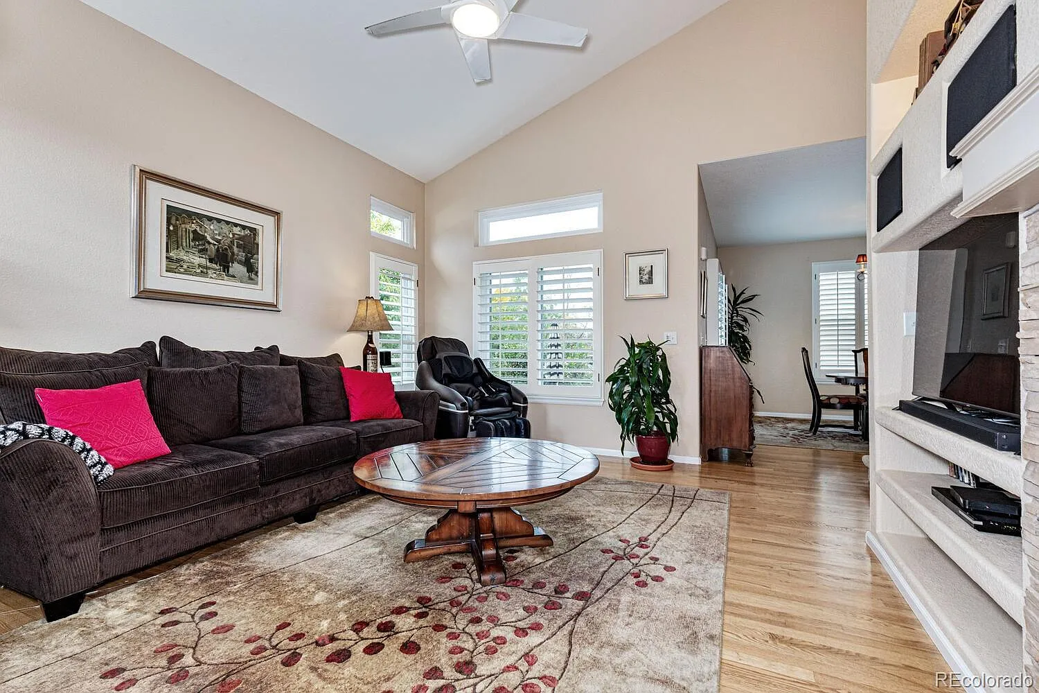 4 bed, 3.5 bath, 2171 sqft, $3,100 — Photo 3