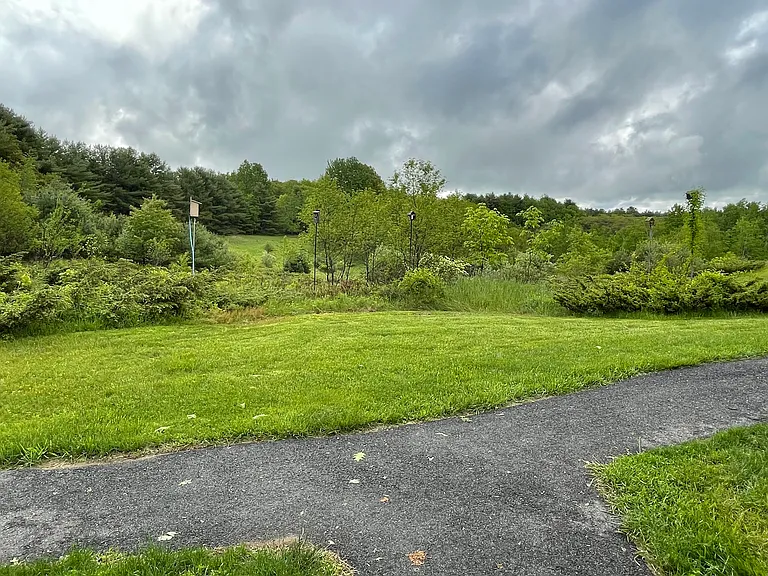 51 Burnham Rd #B01 — Photo 12