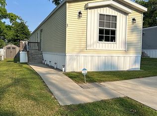 3 Daisy Dr, Fenton, MO 63026