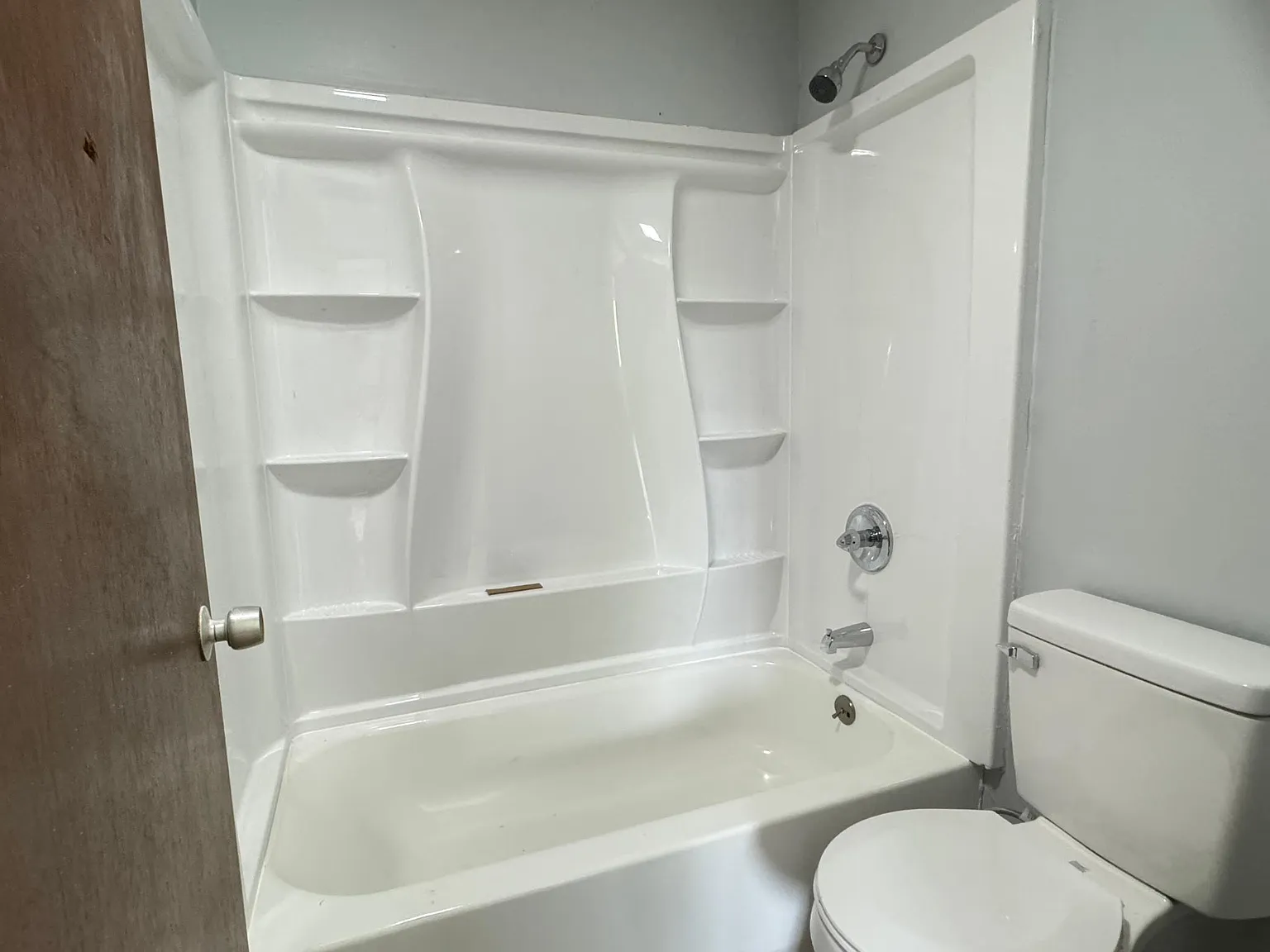 3401 Woodman Dr — Photo 4