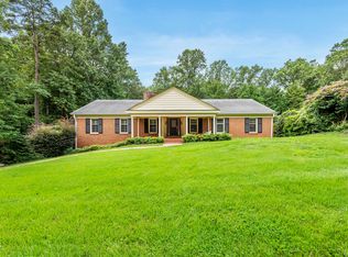 1401 Granada Dr, Raleigh, NC 27612
