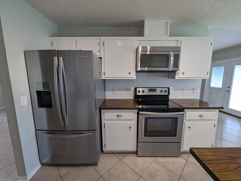 9516 Brentwood Blvd — Photo 9