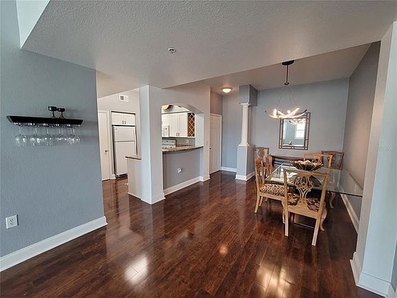 3rd image of 100 4th Ave S APT 110