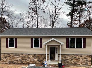 Colonial Dr, Berkeley Springs, WV 25411