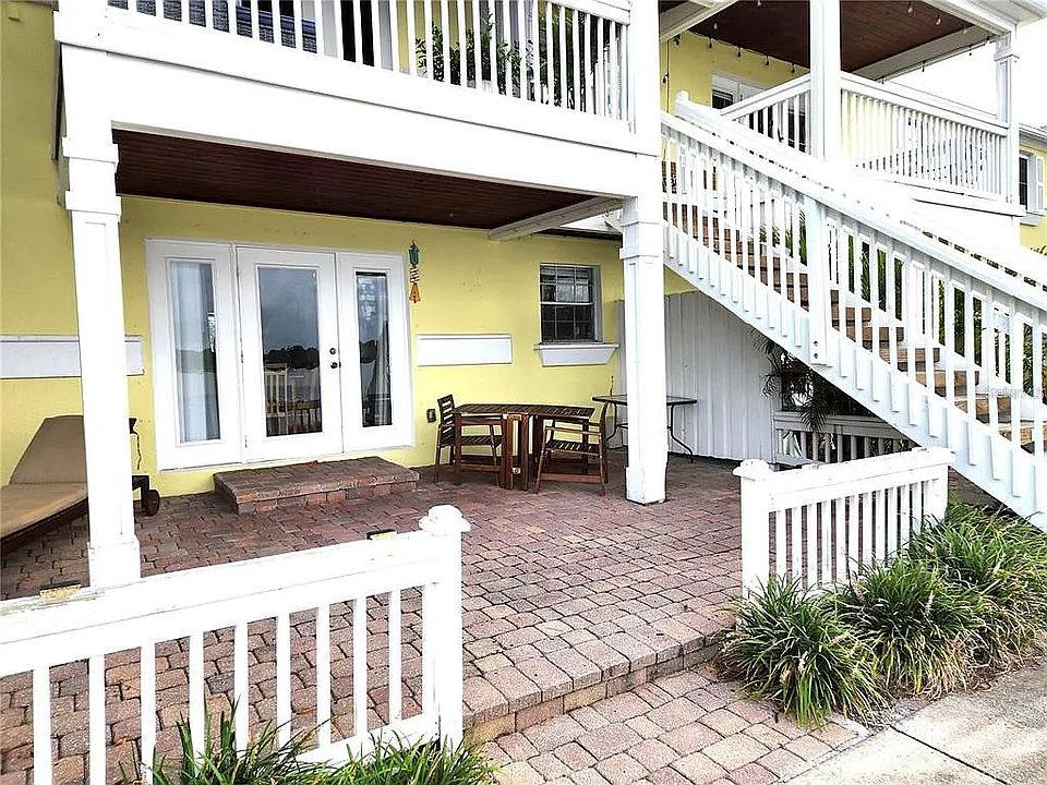 1st image of 205 Pompano Dr SE #B-1