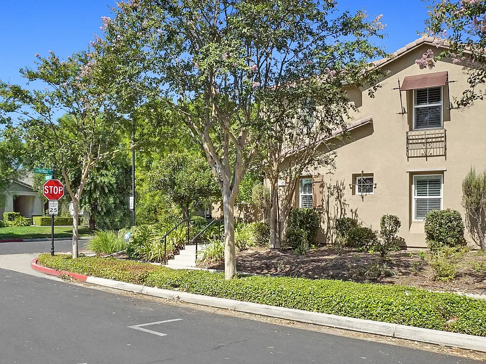 7255 Roselai Ct