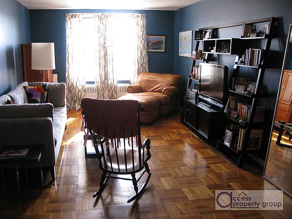 2nd image of 70 Park Ter E APT 1C