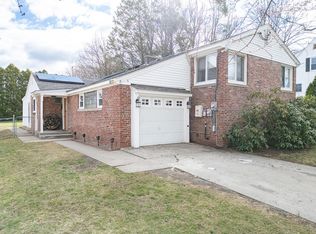 6 Danforth St, Lawrence, MA 01843