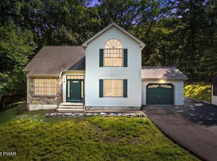 142 W Lilac Rd, Milford, PA 18337