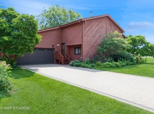 6509 New Albany Rd, Lisle, IL 60532